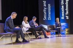 Od lewej: C. Tomczyk, M. Sobkowiak-Czarnecka, S. Boyev, M. Kłeczek-Krawiec, 